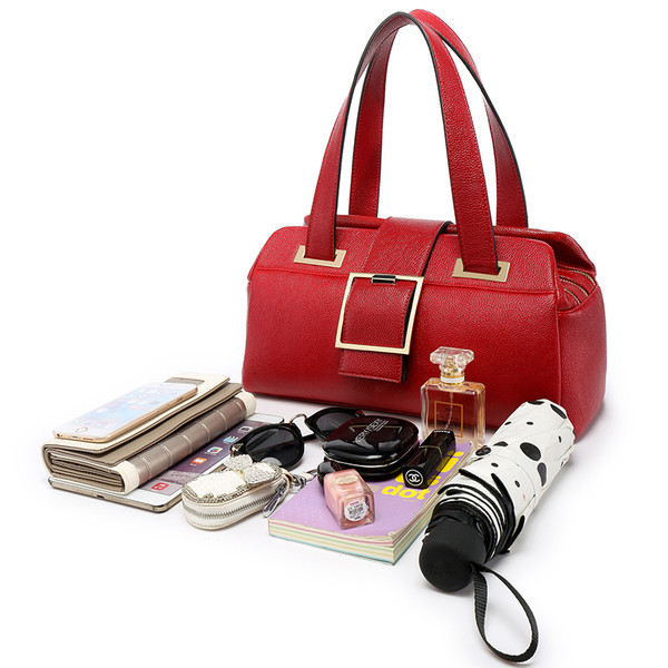 Дамска чанта в класически модели от еко кожа - червени, черни, сини, зелени