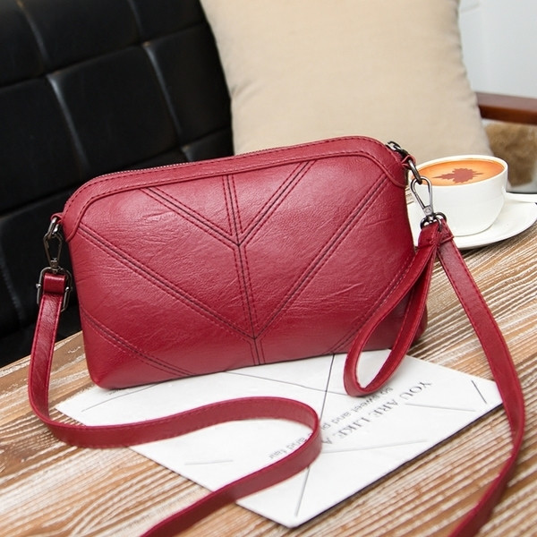 Γυναικεία  τσάντα σε 6 χρώματα μεσαίου μεγέθους