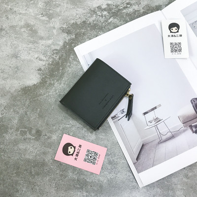 Дамски семпъл мини портфейл в няколко цвята