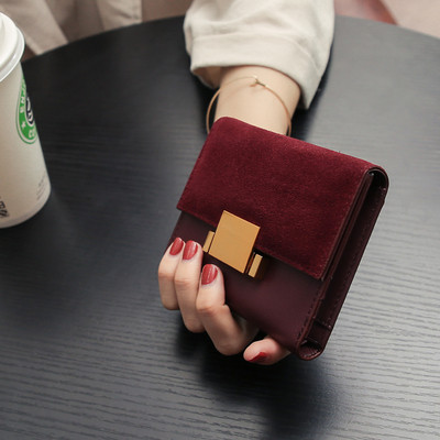 Мини дамски портфейл с метална декорация в няколко цвята