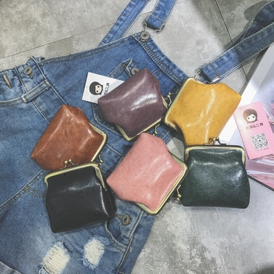 Κομψό ρετρό γυναικείο πορτοφόλι σε πολλά χρώματα