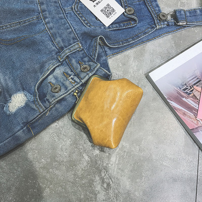 Κομψό ρετρό γυναικείο πορτοφόλι σε πολλά χρώματα