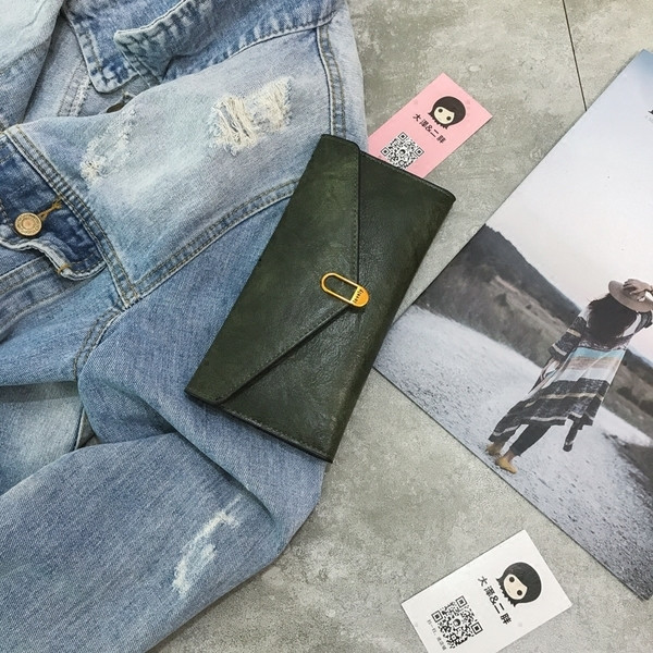 Стилен семпъл дамски клъч в няколко цвята