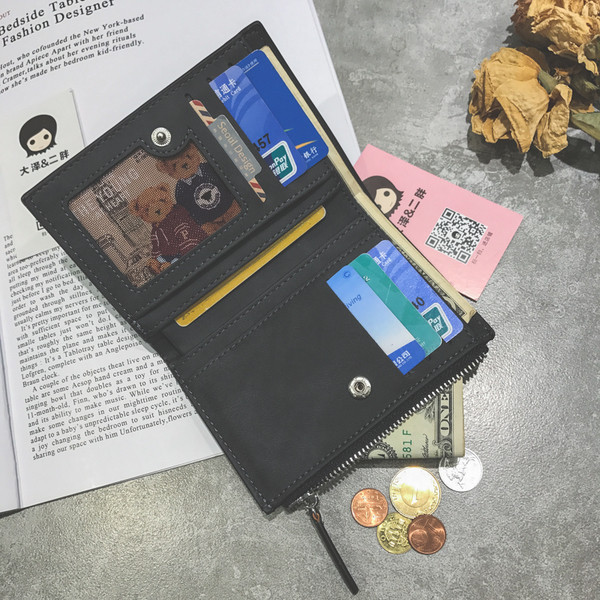 Семпъл мини дамски портфейл в различни цветове