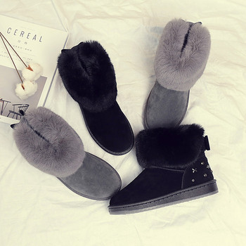 Κομψές γυναικείες μπότες με γούνα  σε γκρι και μαύρο χρώμα