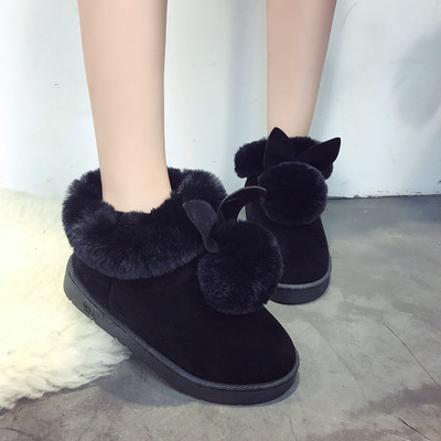 Зимни дамски боти с пухче в три цвята