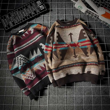 Мъжки плетен пуловер с интересни мотиви в два модела