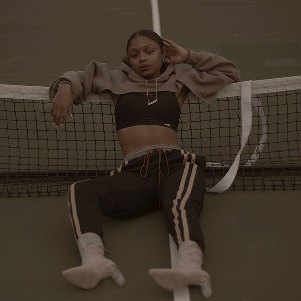 Спортни дамски широки панталони с ленти, в черен цвят