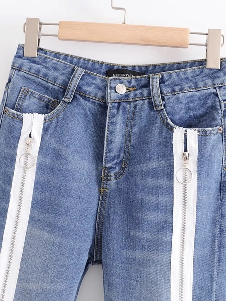 Модерни дамски дънки с предни ципове по дължината