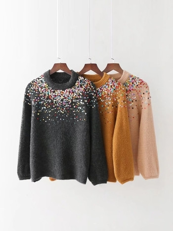 Вълнен дамски пуловер с декорация пайети и О-образно деколте