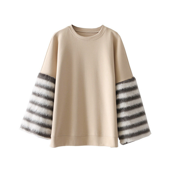 Стилна дамска блуза с широки ръкави с пух