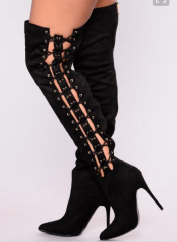 Κομψές γυναικείες μπότες με ψηλό τακούνι και κορδόνια
