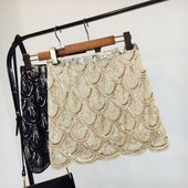 Γυναικείες φούστες με πούλιες σε δύο χρώματα