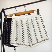 Pantaloni scurți casual dama in doua culori
