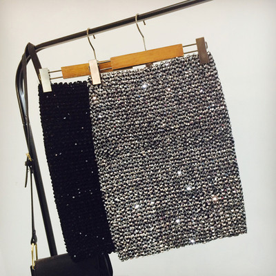 Елегантна дамска slim пола в пайети