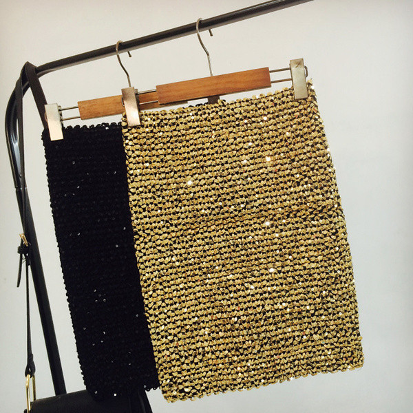 Елегантна дамска slim пола в пайети