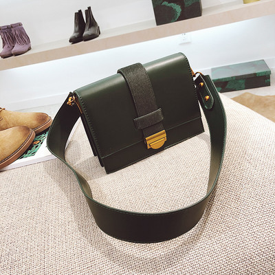 Елегантна и семпла дамска чанта в няколко цвят с широки презрамки