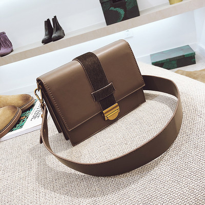 Елегантна и семпла дамска чанта в няколко цвят с широки презрамки