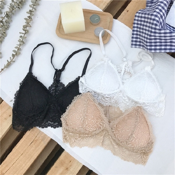 Дантелен дамски сутиен без подплънки в три цвята