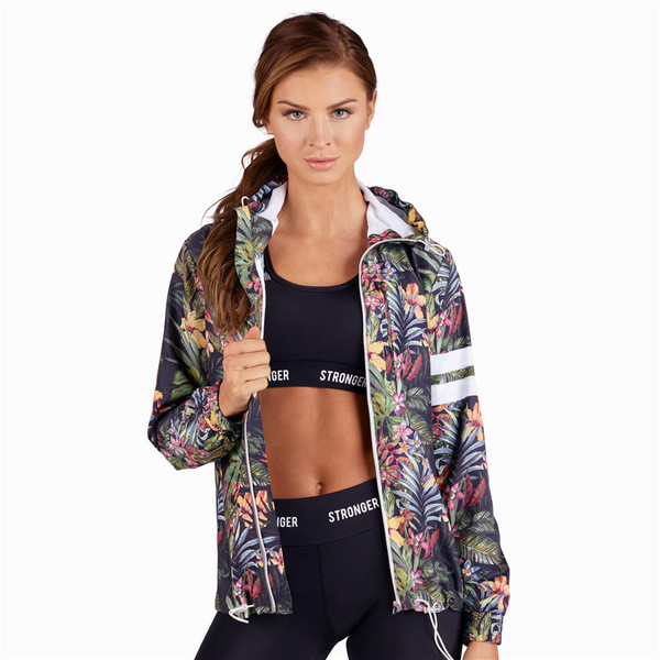 Спортен дамски суичър с флорален мотив