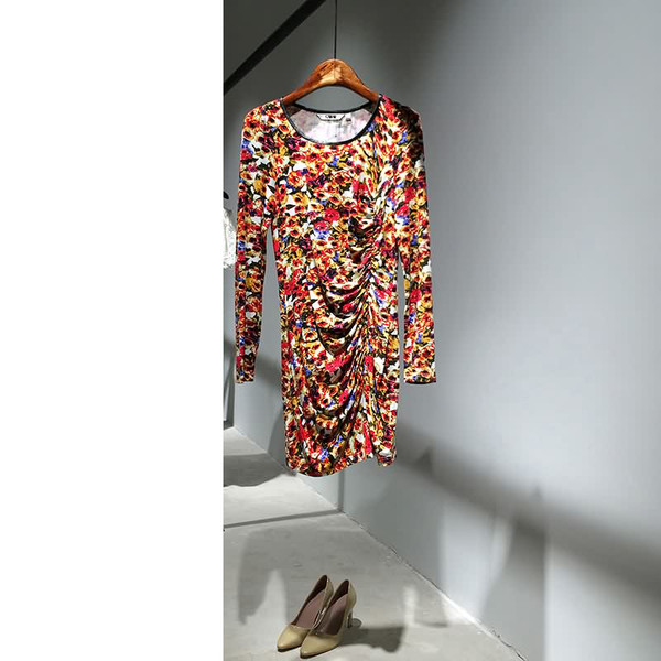 Уникална дамска пролетно-есенна рокля с флорални мотиви и О-образна яка