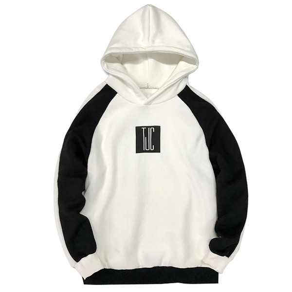 Спортен широк мъжки суичър в свободен стил и с качулка