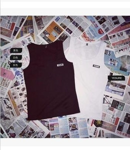 Мъжка тениска с надпис в няколко цвята