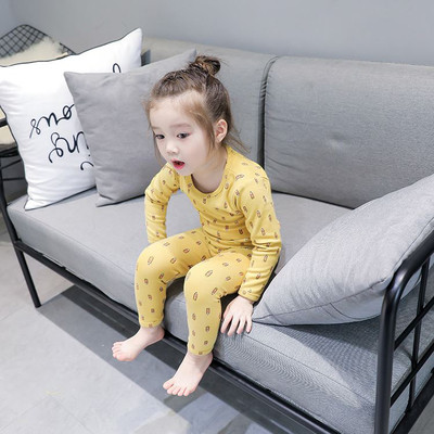 Gyermek kétrészes pizsama lányoknak többféle színben, különböző alkalmazással