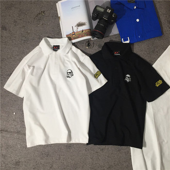 Спортно-елегантна мъжка тениска с яка и копчета в бял и черен цвят