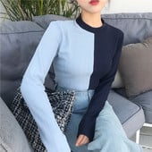 Интересен дамски пуловер  с О-образна яка в два цвята