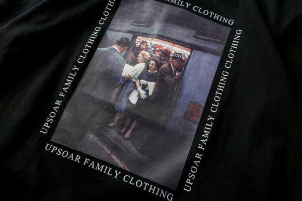 Стилна мъжка тениска с принт в два цвята