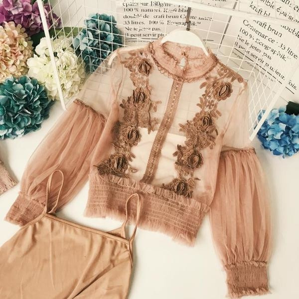 Елегантна дантелена дамска блуза с бродерия в различни цветове