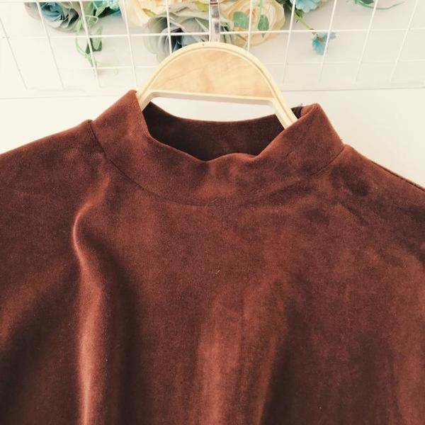 Къса кадифена дамска блуза в три цвята