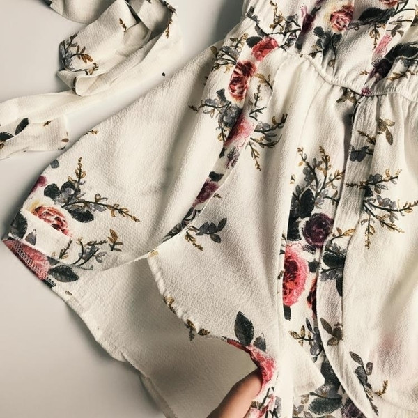 Ефирен летен дамски гащеризон в два цвята