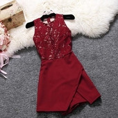 Stílusos női jumpsuit csipkével több színben