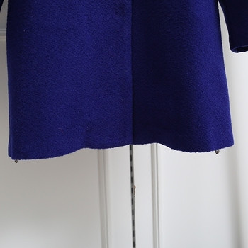 Стилно дамско палто с пух в син цвят