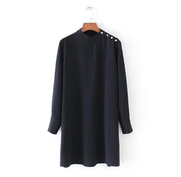 Семпла дамска рокля с дълъг ръкав в черен цвят