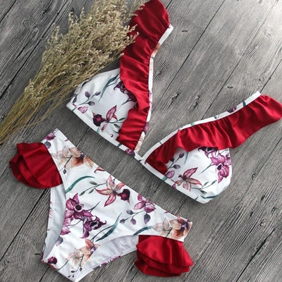 Дамски бански костюм от две части с флорален десен