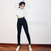 Sportos és elegáns női leggings magas derékkal és nyakkendővel