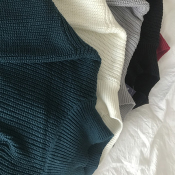 Семпъл скъсен дамски пуловер с поло яка в различни цветове