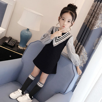 Спортно-елегантна детска рокля с V-Образно деколте в черен цвят