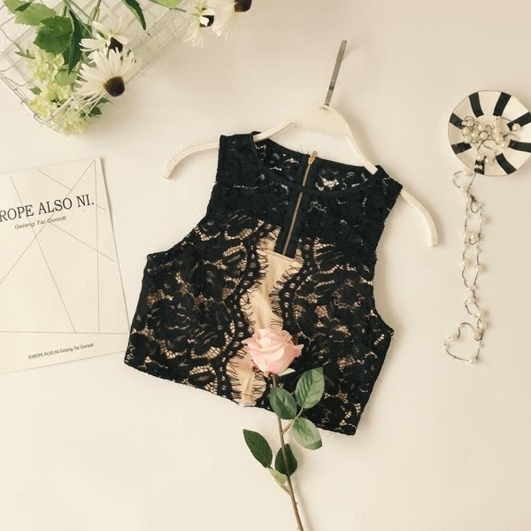 Дантелен дамски къс топ в различни цветове