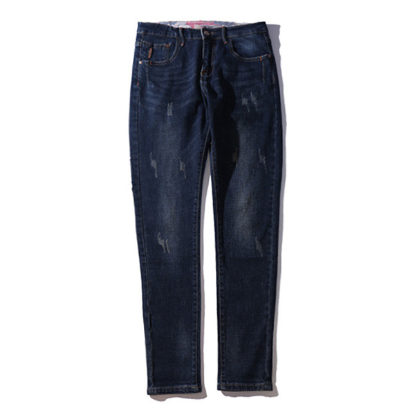 Стилни мъжки дънки с кръпки в тъмен цвят