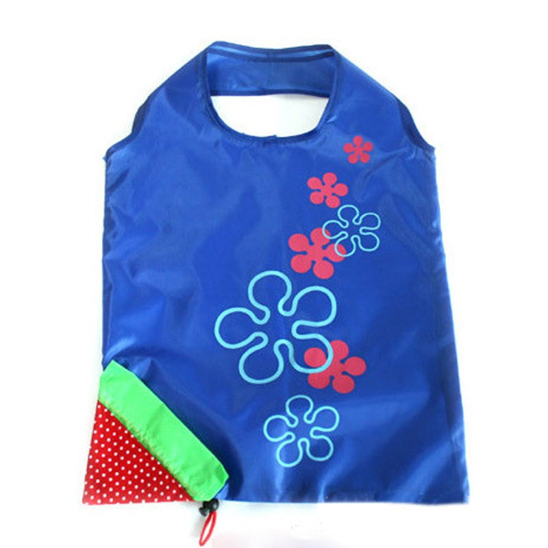 Сладка дамска сгъваема чанта ,подходяща както за пазаруване така и за плажа във формата на ягодка