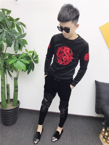 Стилен мъжки пуловер с бродерия и О-образна яка 