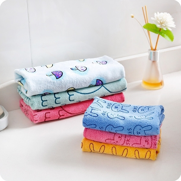 Детска кърпа за лице и ръце с анимационен принт