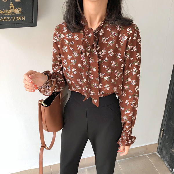 Γυναικείο απαλό πουκάμισο με φυτικό μοτίβο σε δύο χρώματα