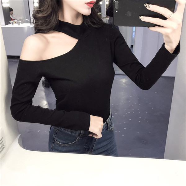 Γυναικεία μπλούζα με εντυπωσιακό ώμο σε μαύρο και μπεζ χρώμα