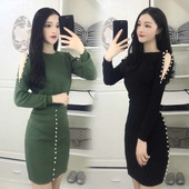 Rochie moderna de toamna-iarna realizata din tricotat fin cu perle decorative in doua culori