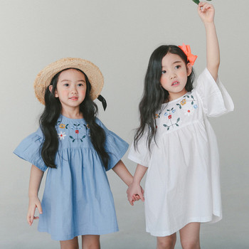 Ефирна детска рокля за момичета с флорална бродерия в бял и светло син цвят